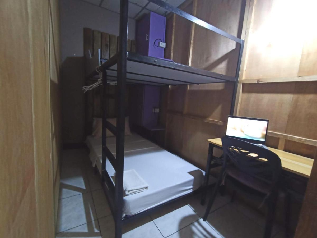 Manila Nomads Hostel Μανίλα Εξωτερικό φωτογραφία